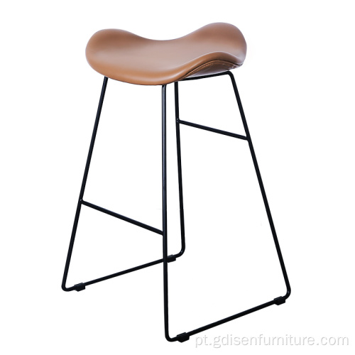 Cadeiras de bar simples de couro nórdico